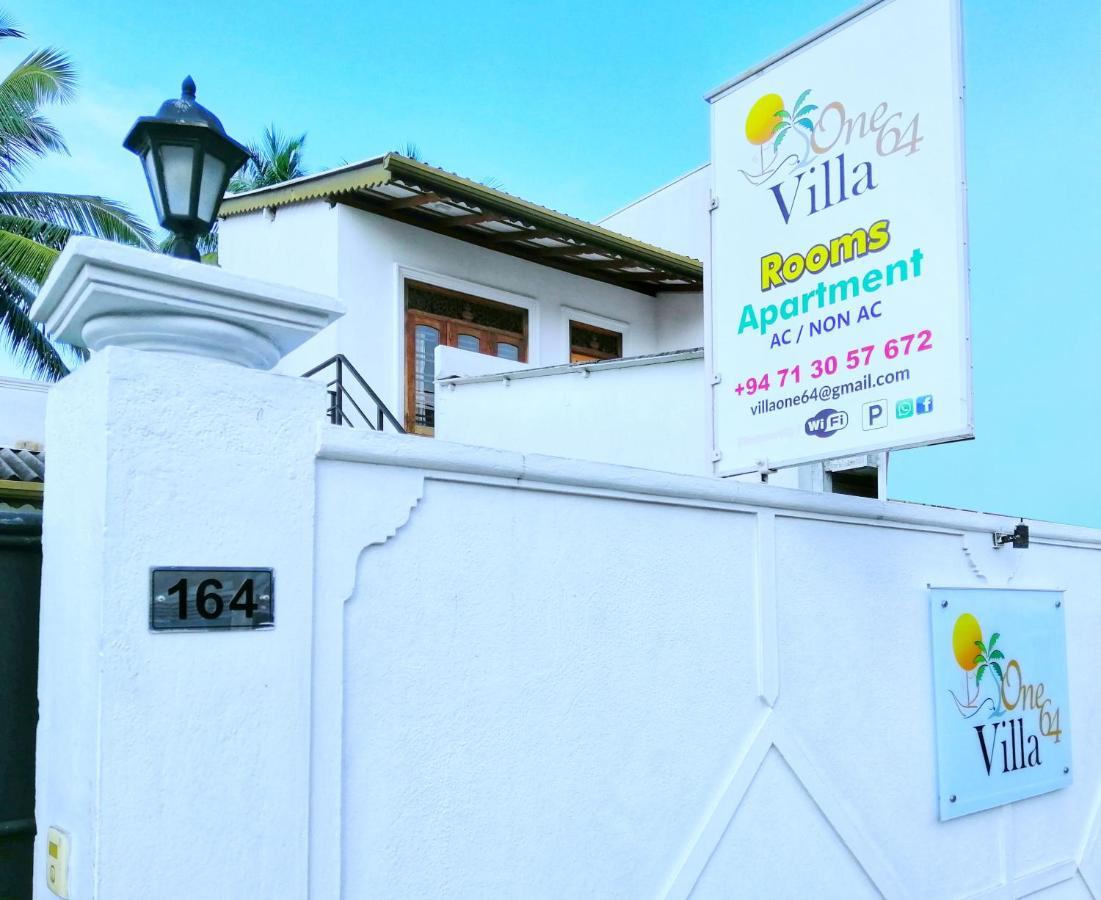 Villa One64 Beach Front - Apartments Hikkaduwa Exterior photo